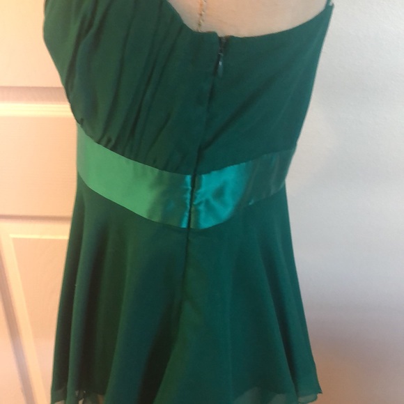 Gorgeous Green Silk Evening Blouse - Picture 4 of 10